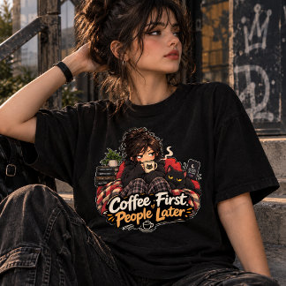 Kaffe före människor senare Rolig Introvert T Shirt