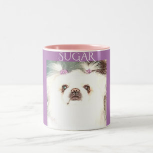 Kaffe från Pekingese kopp i lila och rosa.