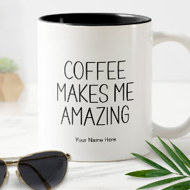 Kaffe gör mig till Fantastisk. Två-Tonad Mugg