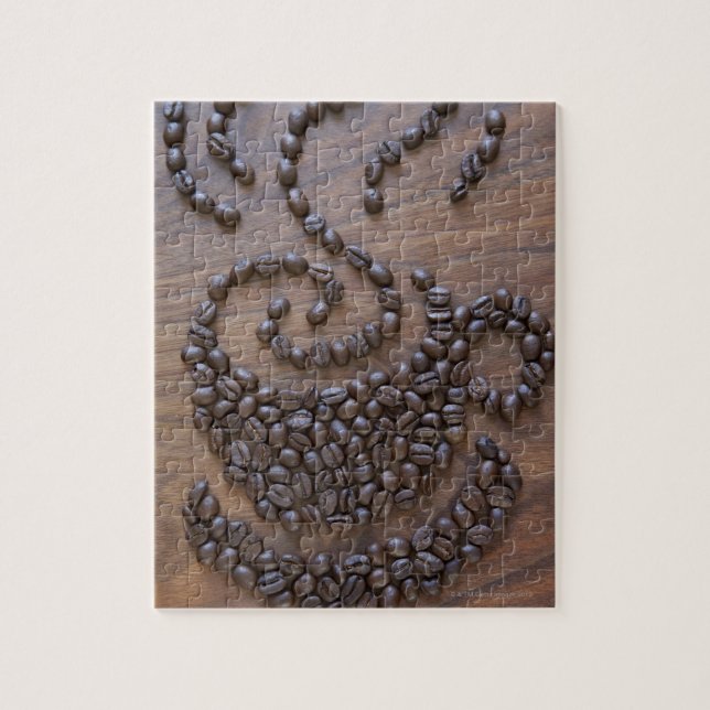 Kaffe kopp illustrerad med kaffebönor pussel (Vertikal)