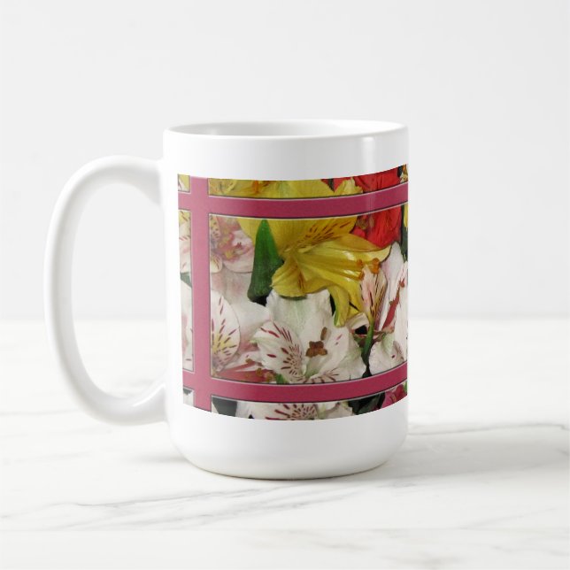 Kaffe kopp med blomsterbukett (Vänster)