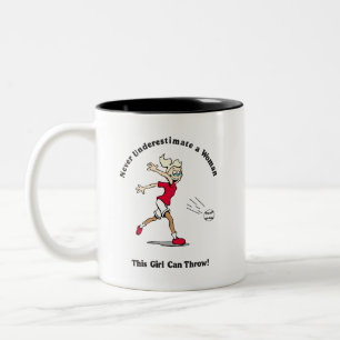 Kaffe Kopp: Softball Baseball Girl Throwing Två-Tonad Mugg