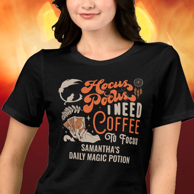Kaffe med lukt av hocus pocus till foto-Halloween T Shirt (Witch Hocus Pocus Coffee To Focus Photo Halloween Shirt Sweatshirt for her Witch's Magical Potion)