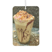 Kaffe med vispgrädde och marshmallow