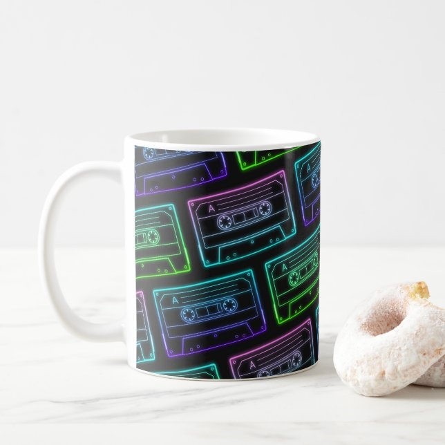 Kaffe Mugg med Neon Multifärgad Cassette Mönster (Med munk)
