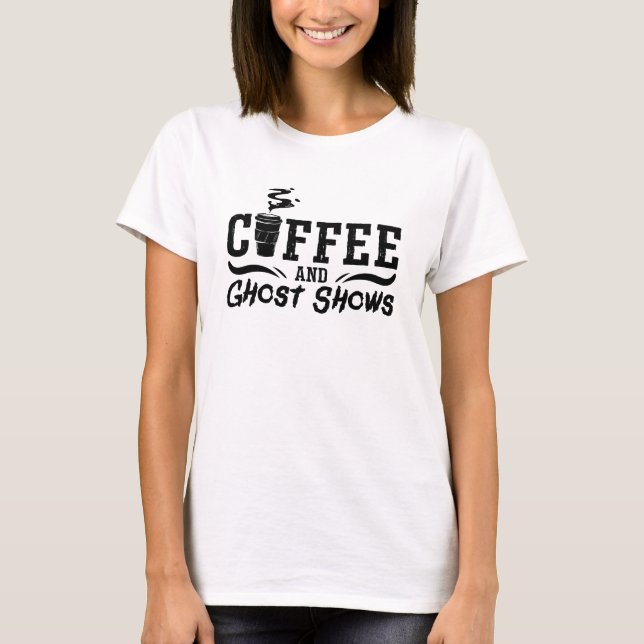 Kaffe och Ghost visar Ghost Hunter T Shirt (Framsida)