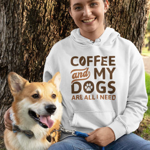 Kaffe och Hundar är allt jag behöver T Shirt