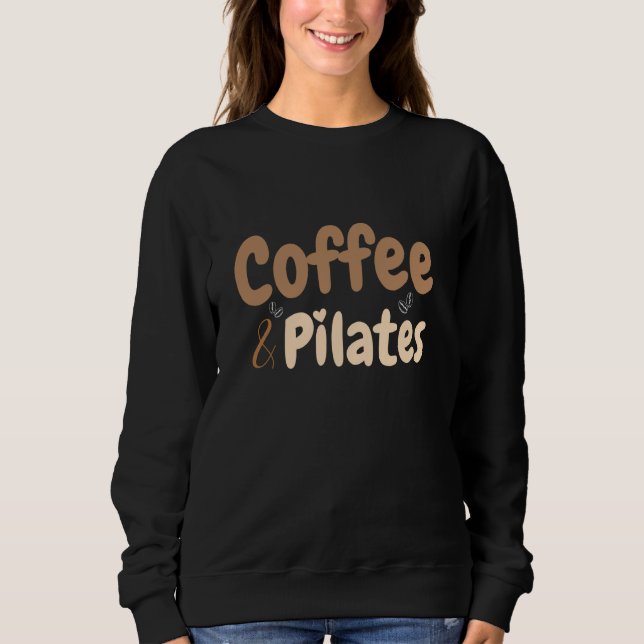 Kaffe och pilater - Ljuny workout Yoga Pilates Äls T Shirt (Framsida)