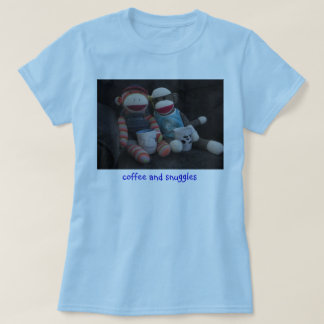 Kaffe och snuggles t-shirt
