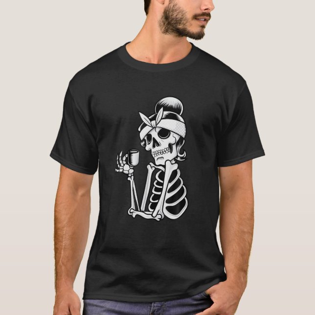 Kaffe som dricker Skeleton Halloween Costume Kvinn T Shirt (Framsida)