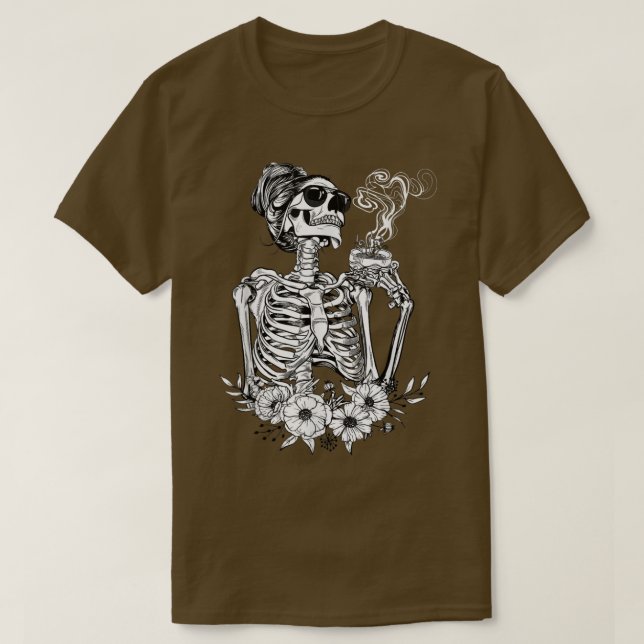 Kaffe som dricker Skeleton Lazy DIY Halloween Cost T Shirt (Design framsida)