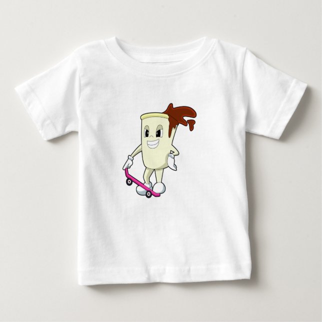 Kaffe som Skater med Skateboard T Shirt (Framsida)