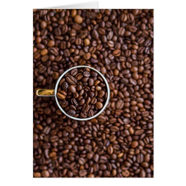 Kaffebönor med kaffe Kopp Fullt av bönor Hälsningskort (Framsidan)