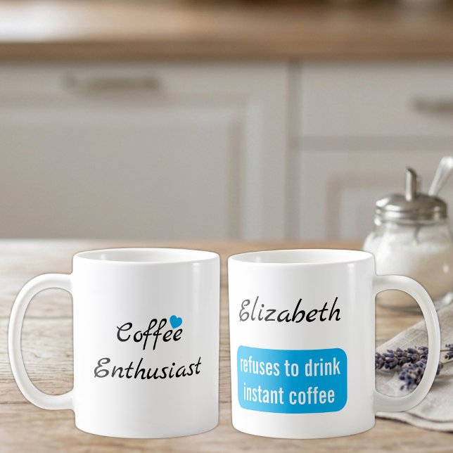 Kaffeentusiast anpassat namn vitt och blått kaffemugg (Skapare uppladdad)
