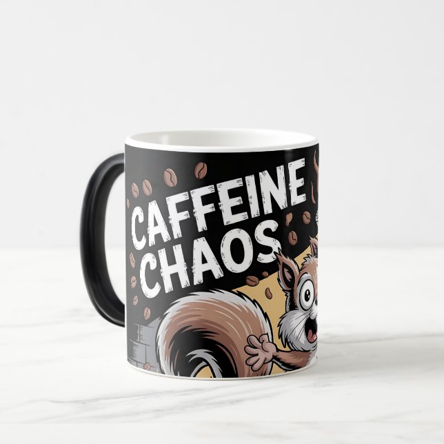 Kaffeine Chaos med ekorre Magisk Mugg (Framsida vänster)