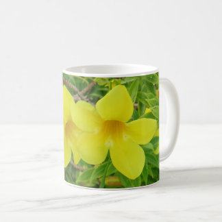 Kaffemugg med gula blommor