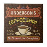 Kaffeshoppare med Mugg Skapar din egen Personlig Kakelplatta<br><div class="desc">Den här kaffemodade plattan är perfekt för alla som springor sin egen kaffebutik eller har ett kaffematod i sin egen köksdeka. Den här espressos-/cappuccino-inspirerade designen är färglös, orange, beige och gult och har kopp på en saucer, två personliger och orden "Kaffeshoppare / färsk rost / Underbarare smak" i gult. mugg...</div>