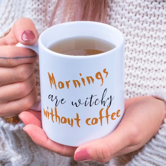 Kaffet Mugg är Witchy White Halloween-kaffe (Skapare uppladdad)