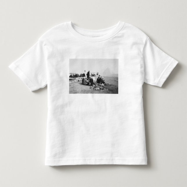 Kairo Egypten, kameljockeys Giza pyramiderna (NR)  T-shirt (Framsida)