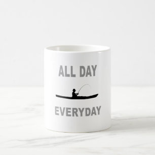 Kajak som fiskar all daglig dag kaffemugg