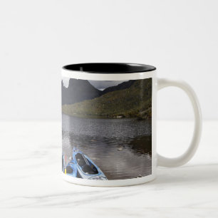 Kajaker, Cradle Mountain och Dove Lake, Cradle Två-Tonad Mugg