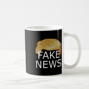 Kaka nyheter motverkar ett trumpigt politiskt mots kaffemugg