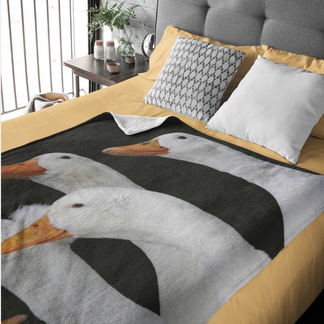 Kakel av vit Ankor med Orange Bills Fleecefilt (In Situ Bed)