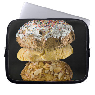 Kakor i en bunt laptop sleeve
