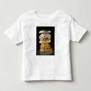 Kakor i en bunt tee shirt
