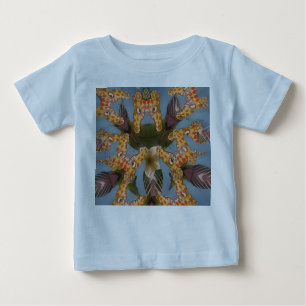 Kaleidoscope Giraffe Mandala: Abstrakt Safari Art T Shirt