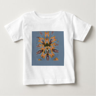 Kaleidoscope Giraffe Mandala: Abstrakt Safari Art Tee