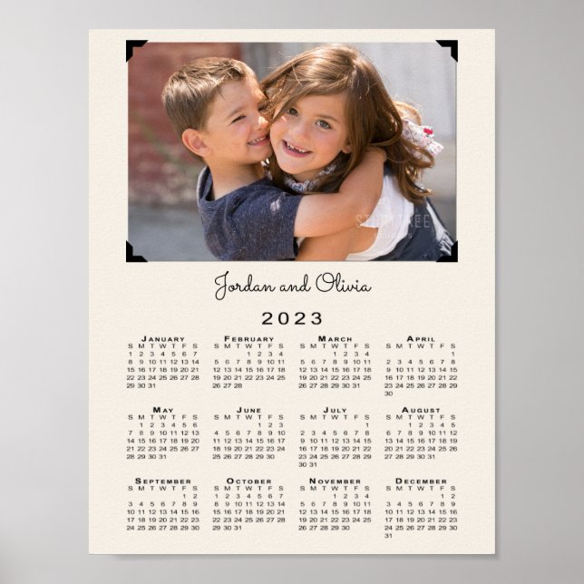 Kalender 2023 med foto och Namn på Beige Poster (Framsidan)