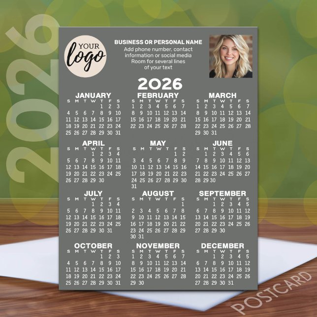 Kalender - logotyp, foto, affärskontakt - grått vykort (2026 Calendar Postcard with a logo, photo and business contact information)