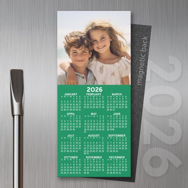 Kalender med foto - gröntens bakgrund (2026 Calendar Magnet for the Fridge or Home Office - Add a Photo for a Personal Touch)