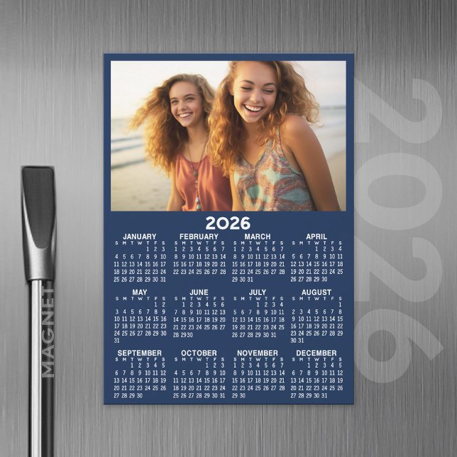 Kalender med fotoårsvy i Fullt Modern Magnet (2026 Calendar Magnet with Custom Photo)