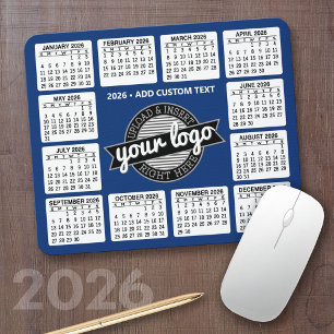Kalender med logotyp och text - blått och vitt musmatta