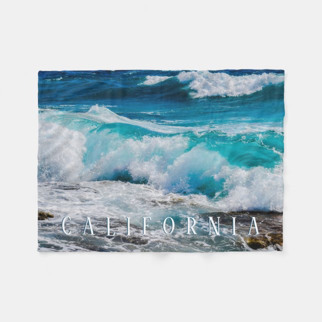 Kalifornien Beach, Teal Vågar, Vit text Fleecefilt (Framsidan (Horisontell))