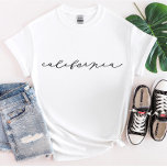 Kalifornien Script State Women's T-Shirt<br><div class="desc">Vi lägger alltid till nya mönster varje dag!</div>