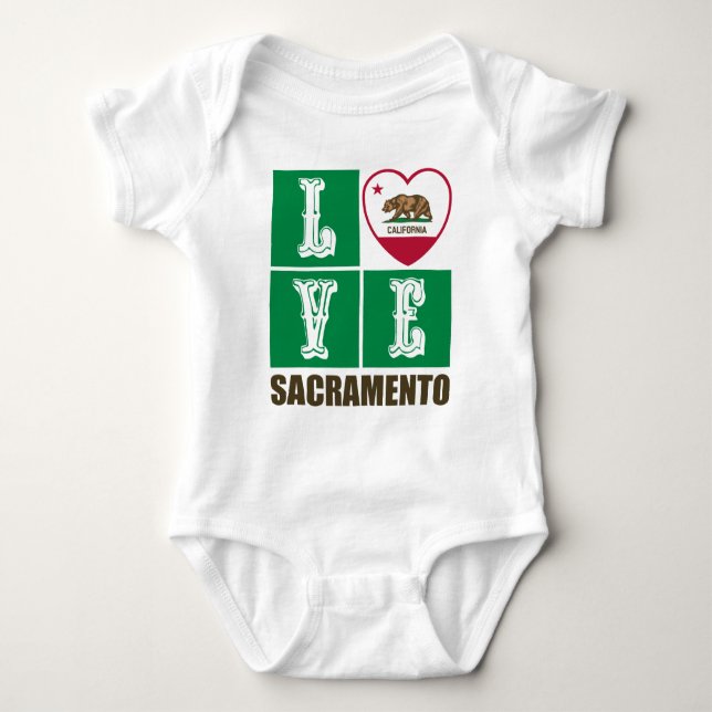 Kalifornien Statlig flagga Heart Sacramento T Shirt (Framsida)