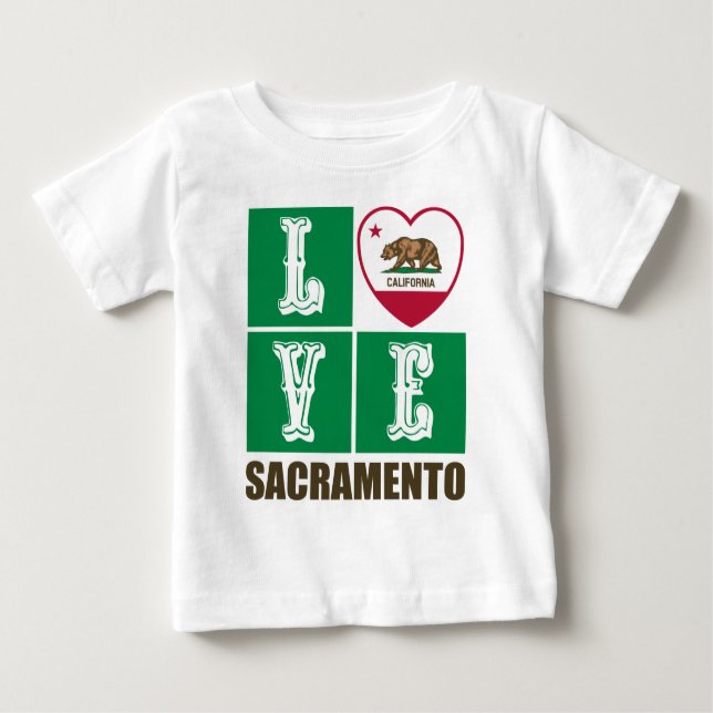 Kalifornien Statlig flagga Heart Sacramento T Shirt (Framsida)