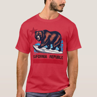 Kalifornien Surfing Bear Flagga T Shirt