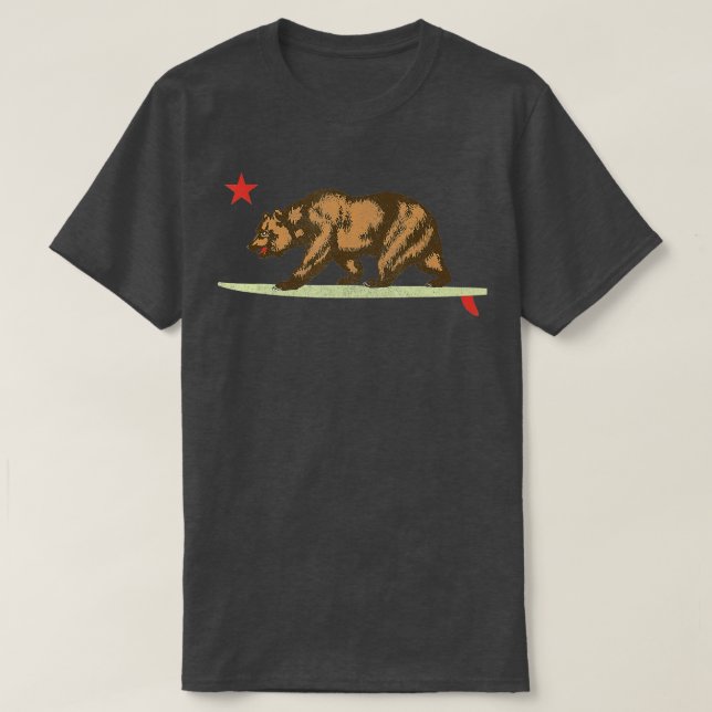 Kalifornien Surfing Bear Surfboard Statlig flagga T Shirt (Design framsida)