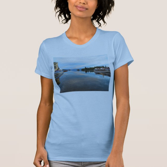 KALL BLÅTTGRYNING - SJÖN WINDEMERE - UK T-SHIRT (Framsida)