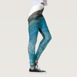 Kall modern sten för blåttAgateGemstone med Leggings<br><div class="desc">Dessa kyler damaskersärdrag som en härlig blåttagatesten skrivev ut på båda ben.  Tillfoga din beställnings- monogram till den lägre högra ankeln eller ta bort.  Huruvida ha på sig du dem till idrottshallen,  stenklättring,  eller en natt ut med dina vänner,  är du säker att få många komplimang.</div>