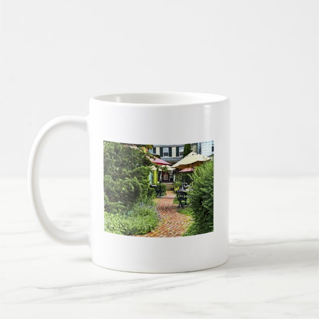 Kall Vår NY - Utomhusmatning på Patio Kaffemugg (Vänster)
