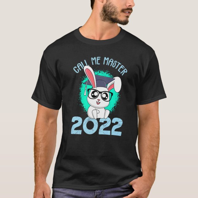 Kalla mig Master 2022 Bunny Master Hat T Shirt (Framsida)