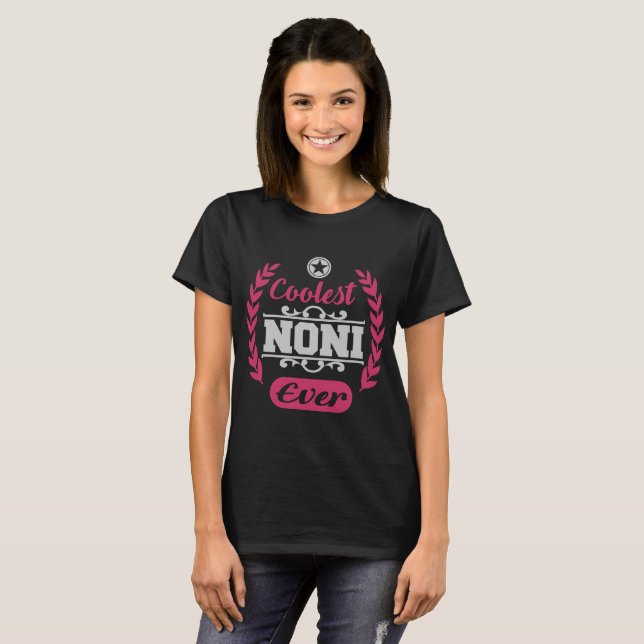 kallaste noni någonsin,noni,kallaste,mors dag, t-shirt (Hel framsida)
