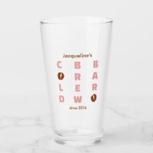 Kallbryggd bar korall och brun fet text