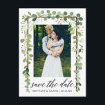 Kalligrafi Botanisk Spara Datum Träram Meddelande Vykort<br><div class="desc">Modern Kalligrafi Skrift,  Vattenfärg Botanisk Grön Eukalyptusblad ,  Träram,  Spara Datum Förlovningsannons Kopp Fotopostkort</div>