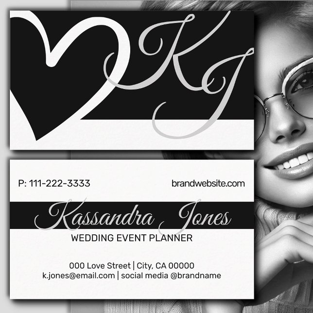 Kalligrafi Heart Shape Black and White Initialer Visitkort (Skapare uppladdad)